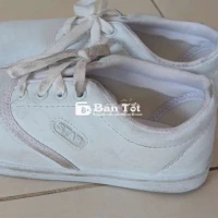 Thanh lý giày bé gái size 35  