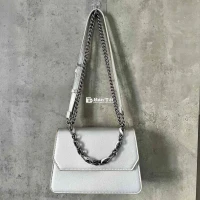 Túi Charles & Keith - Màu bạc (CHÍNH HÃNG)  