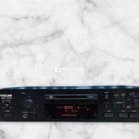 Siêu sale Đầu giải mã nhạc số Hãng TASCAM