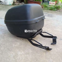 Thùng Givi gắn xe máy Dư không dùng bán lại cho ai cần