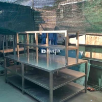 Thanh lý bàn chặt inox có kệ