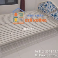 giường sắt/:giường sắt //:giường sắt :giường sắt//