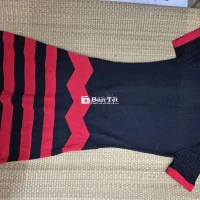Váy liền thân đen đỏ chất len mât