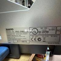 Máy chiếu Sanyo PDG-DWL2500 - Thanh lý giá rẻ