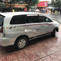 Toyota Innova 2010 G - 240.000 km - Cần bán gấp  