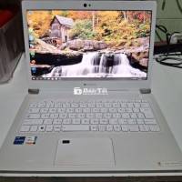 Thanh lý Laptop Toshiba Dynabook Core i5 thế hệ 11 - Ngoại hình đẹp