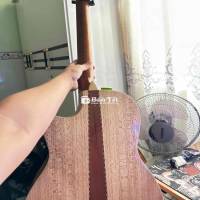 Cần bán cây đàn guitar SViet bao da đầy đủ  