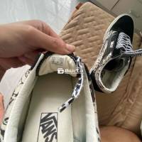 Giày Vans Chính Hãng Size 42.5 - New 99%