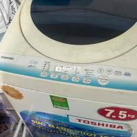 Bán máy giặt Toshiba 7.5kg new 70%  