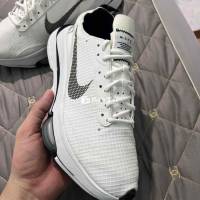 Cần Bán Đôi Nike Chính Hãng Size 43 - Giá Tốt, Nhanh Gọn!