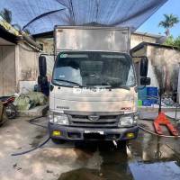 Hino 3T490 Thùng Kín Lên Sàn Inox 2ly - Chính Chủ  