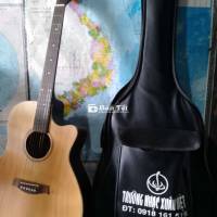 Cần bán lại đàn guitar đẹp  