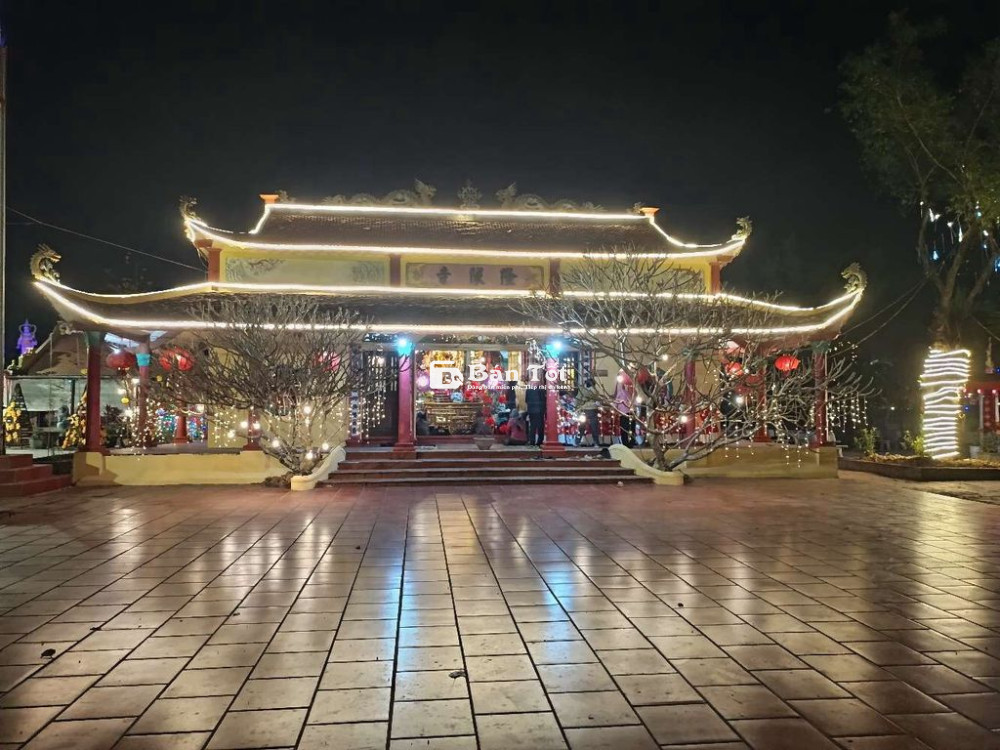 Tuyển 2 Người Giúp Việc (Nam/Nữ)  