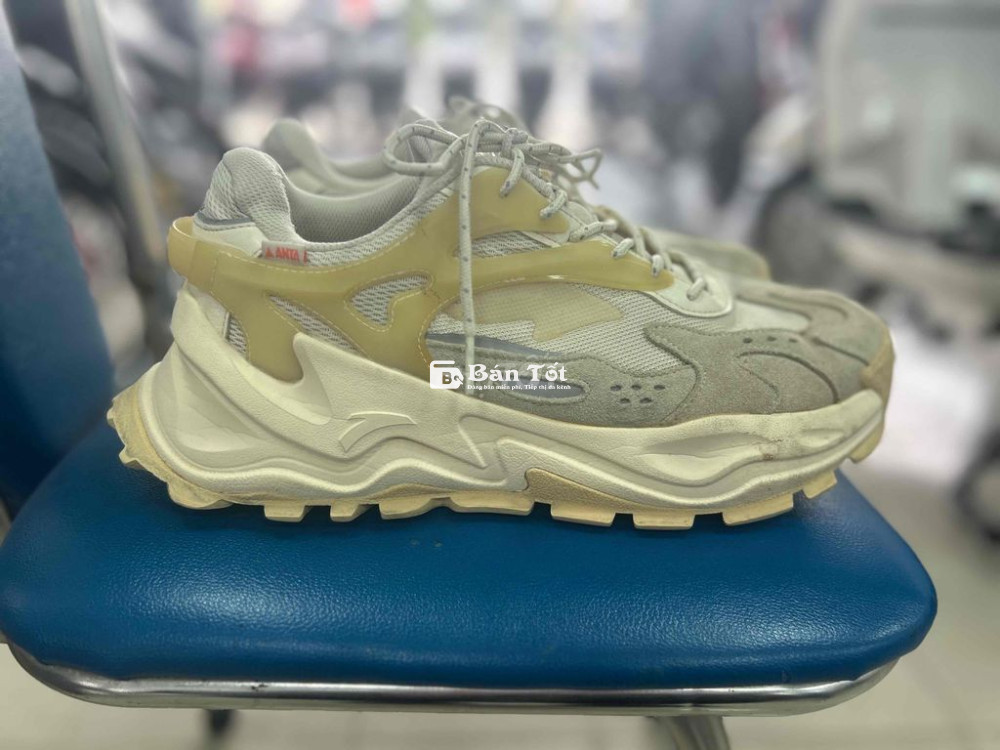 Giày Anta Chính Hãng Size 44 - Mới 98% 👟  