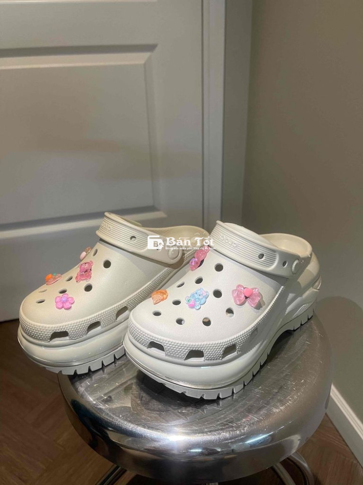 Gấp !!! Crocs Chính Hãng Giá Tốt