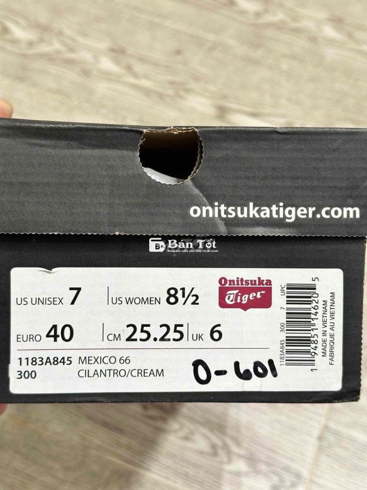 Onitsuka Tiger Cilantro size 40 mới 99%