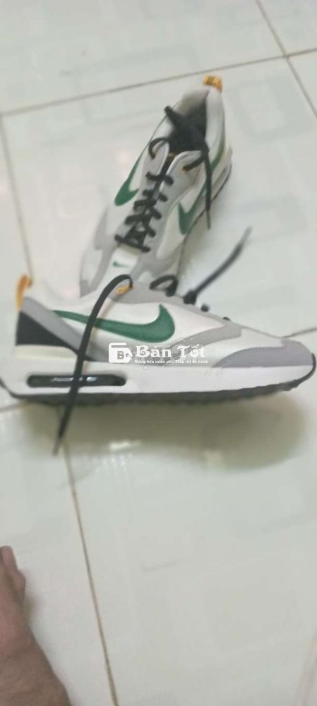 Giày Nike chưa mang size 41  