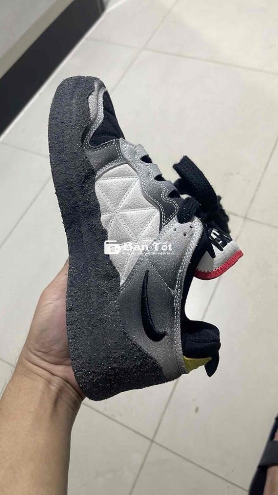 Giày nike bát quái, hàng siêu độc lạ