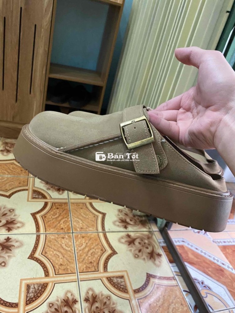 Giày Sục Da Lộn Đế Cao - Size 39