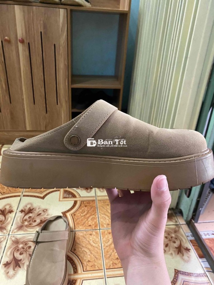 Giày Sục Da Lộn Đế Cao - Size 39