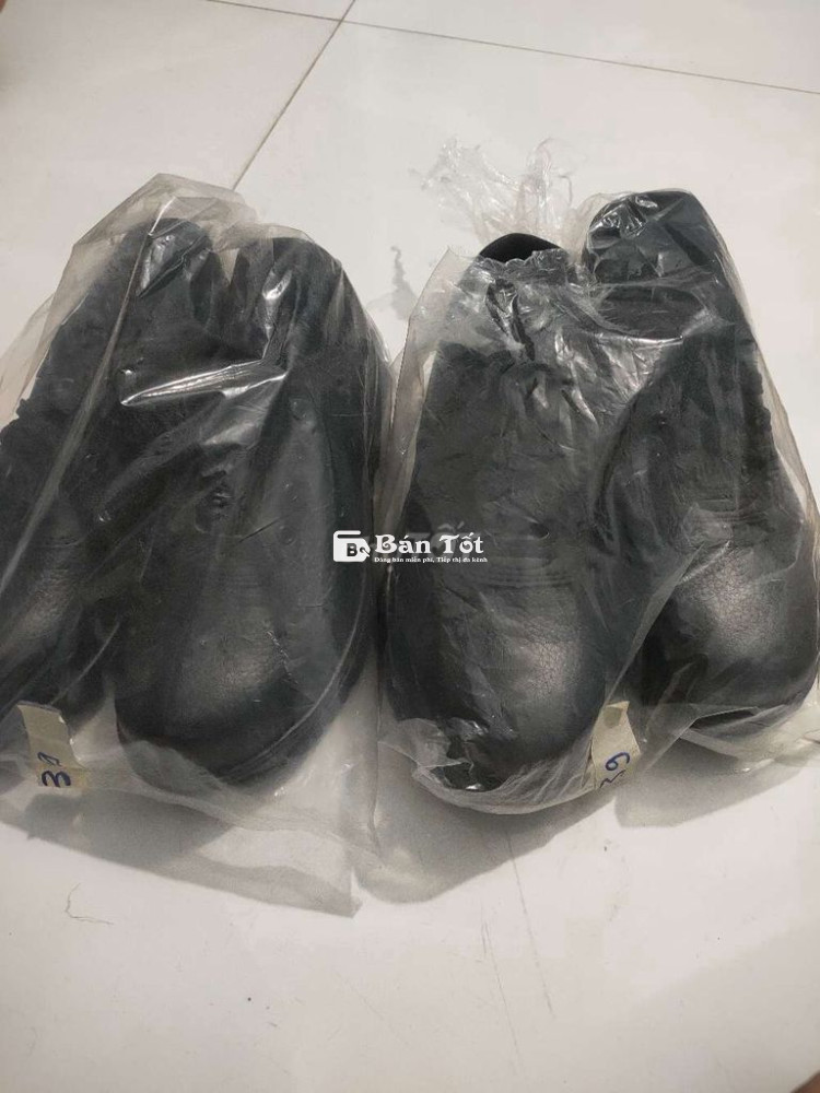 Giày bảo hộ mới cho ai cần size 39