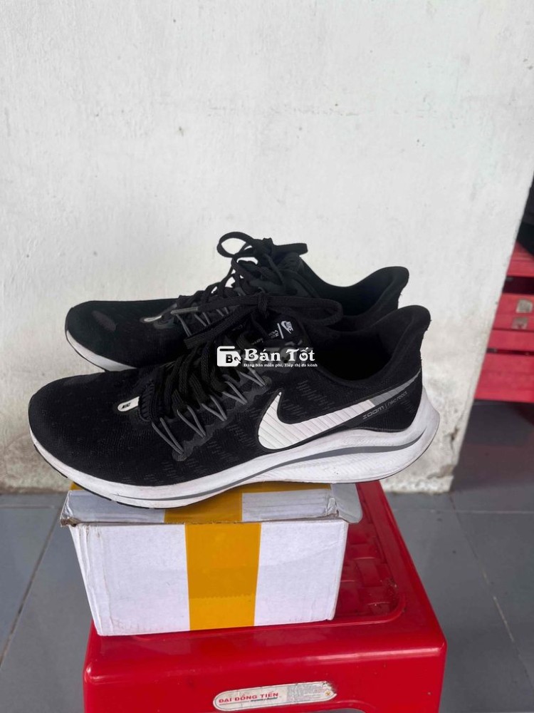 Giày Nike Chính Hãng 99% Size 39 - Nike Ari Zoom Vomero Black Thunther Grey AH7857-001  