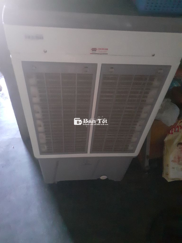 Cần ra đi giá 2tr5 - Quạt hơi nước Sunhouse còn bảo hành đến 5/2025  