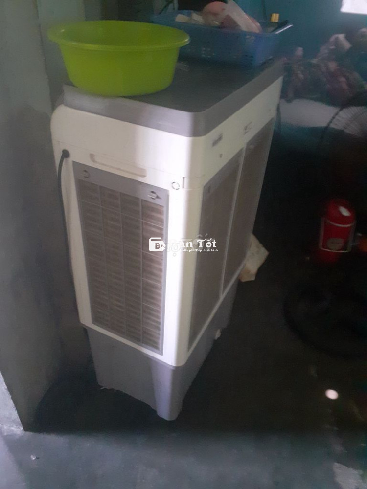 Cần ra đi giá 2tr5 - Quạt hơi nước Sunhouse còn bảo hành đến 5/2025  