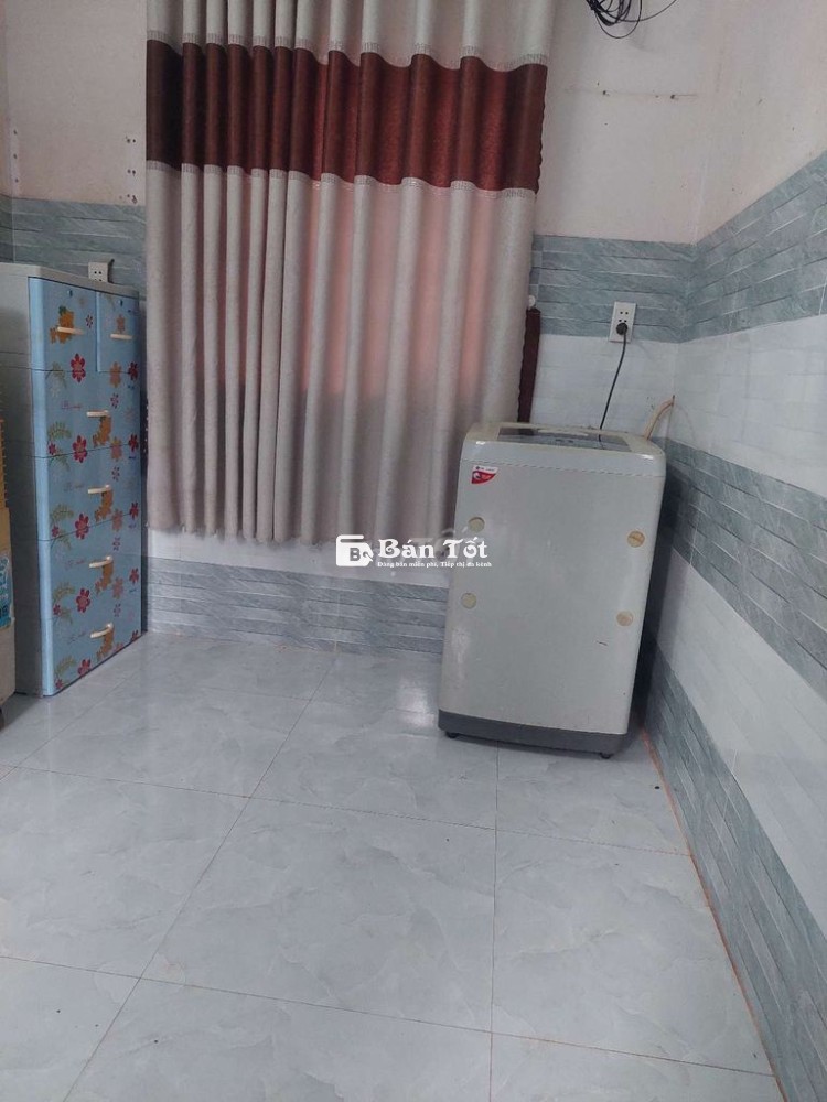 Chuyển về nhà mới, cần bán máy giặt cửa ngang LG hoạt động hoàn hảo, zin từ A đến Á