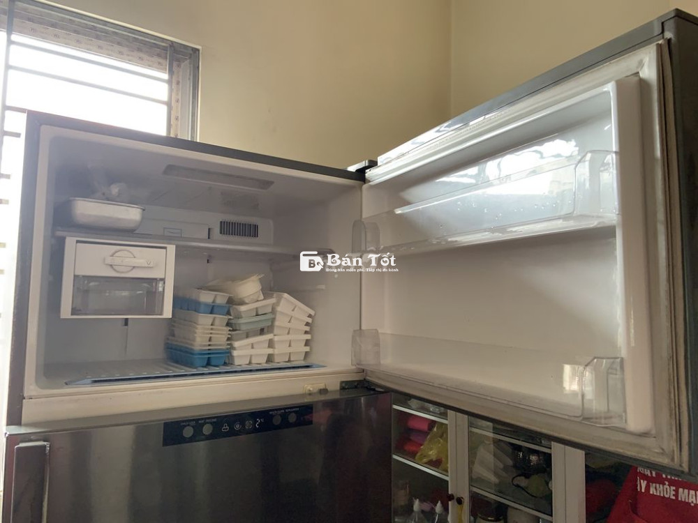 Tủ lạnh LG màu ghi, mới 80% - Thanh lý giá tốt