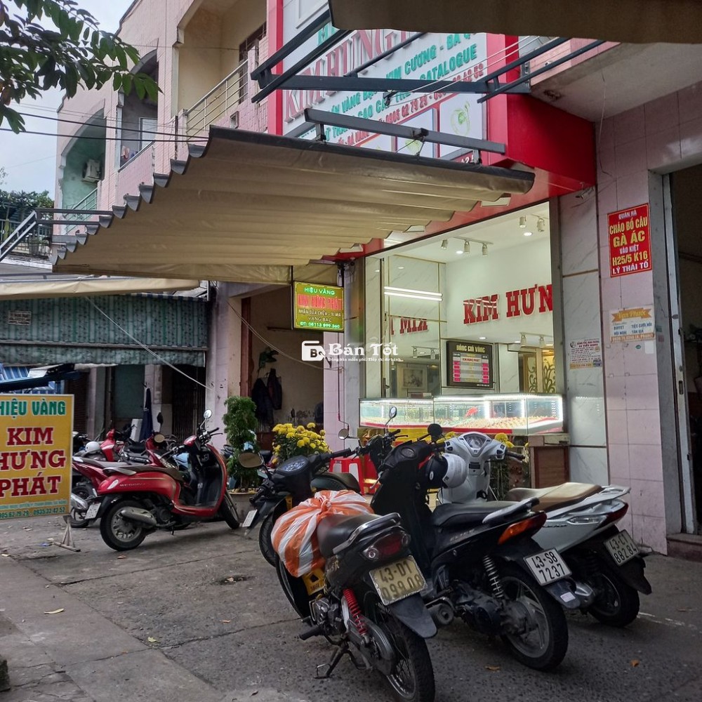Tuyển nhân viên giữ xe, lao động phổ thông