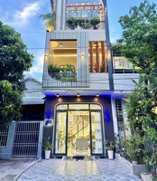 Tuyền Lê