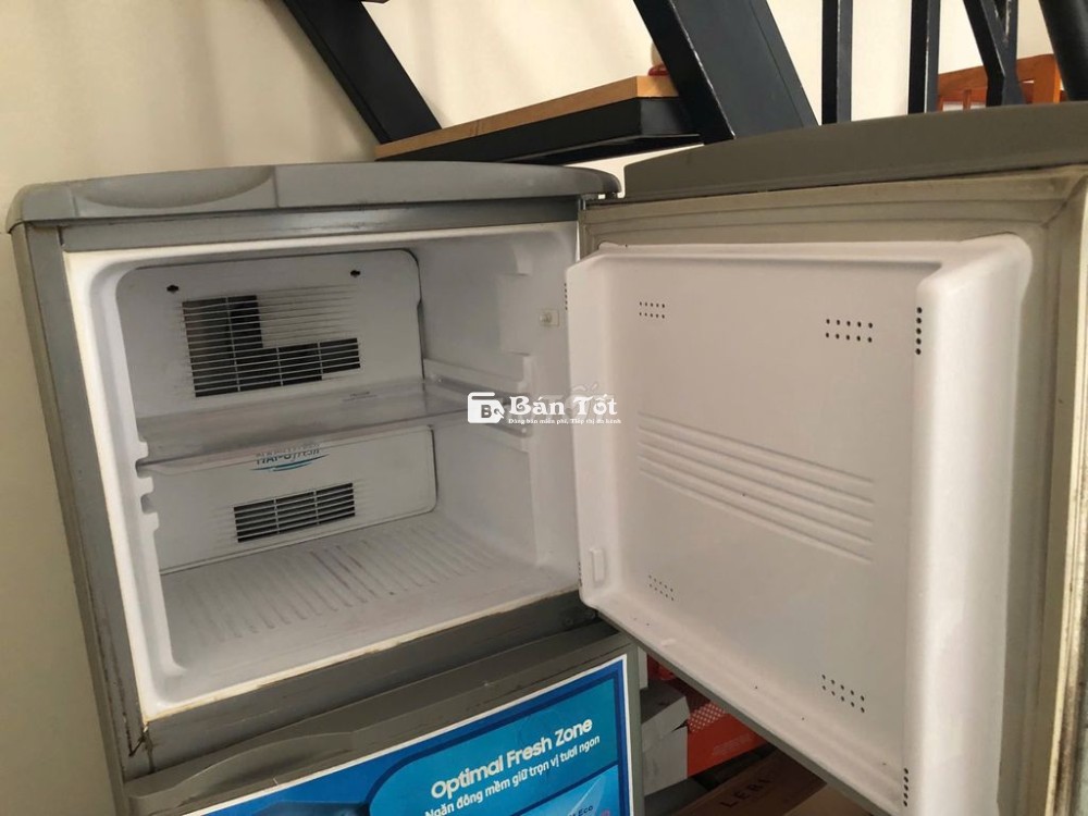Cần bán tủ lạnh Sanyo còn sử dụng tốt