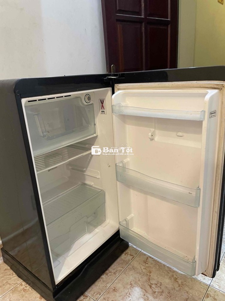 Thanh lý tủ Toshiba 140L