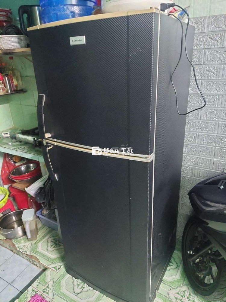 Tủ lạnh electrolux 234 lít