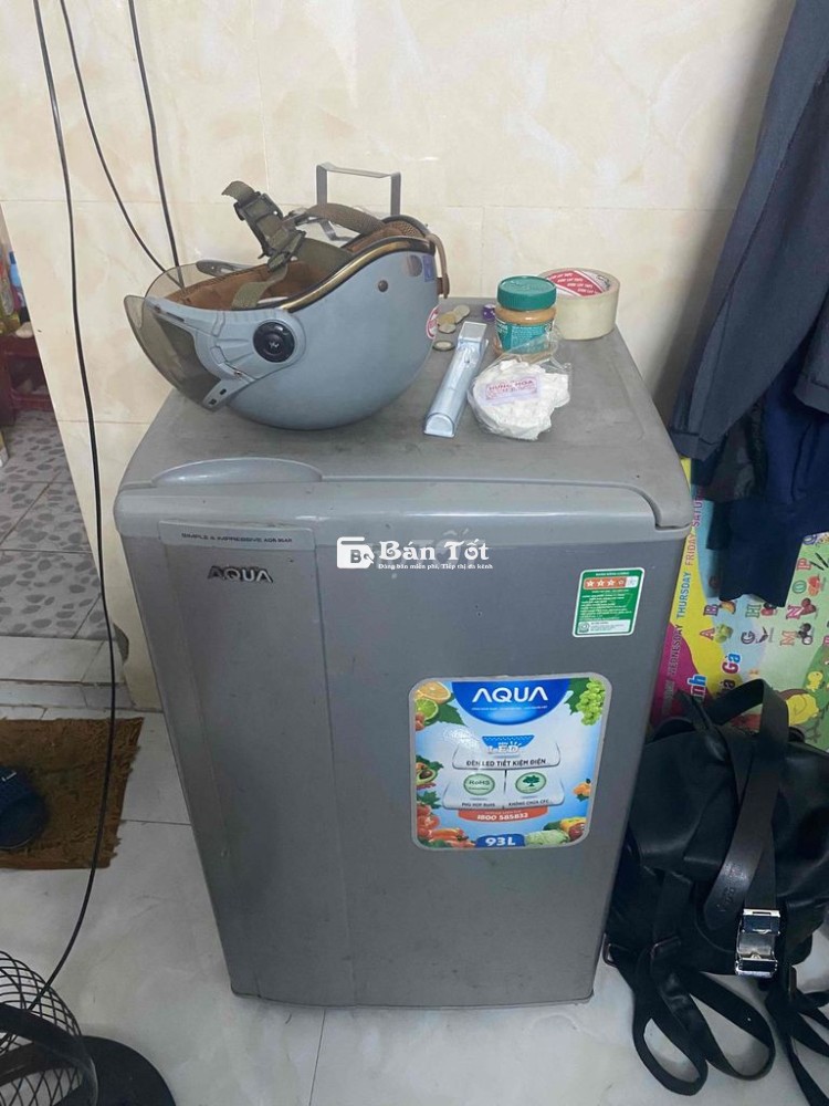 Cần thanh lý tủ lạnh và giường sắt còn rất đẹp