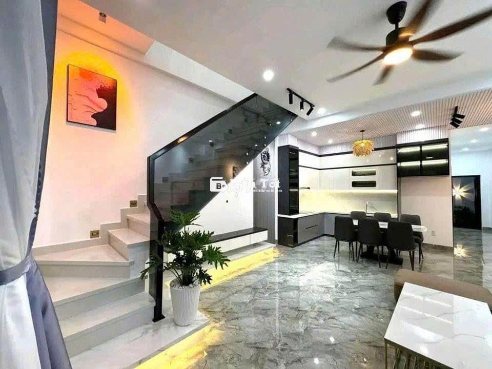 Cần Bán Căn Nhà 1 Trệt 1 Lầu Ngay KDL Bửu Long Biên Hòa Đồng Nai