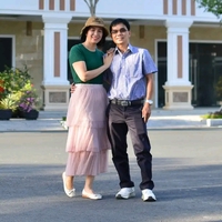 Tám Lúa Mặt Phố