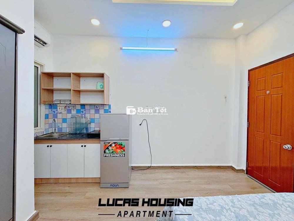 CHDV full nội thất nằm giữa Phan Đăng Lưu và Nguyễn Văn Trỗi