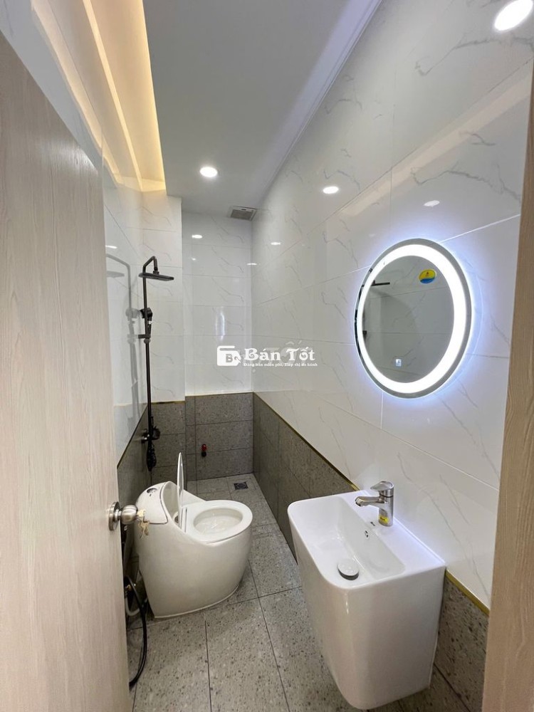 NHÀ ĐẸP 3 LẦU (5x13) HẺM 8M 1 XẸC ĐƯỜNG TÂN HÒA ĐÔNG Q.6