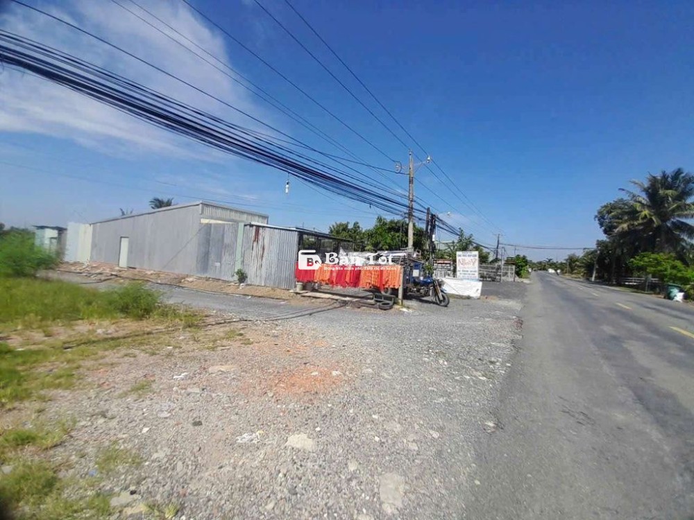 Hàng thơm, 690 m2 đất vườn view cực đẹp 15x 46m chỉ 650tr