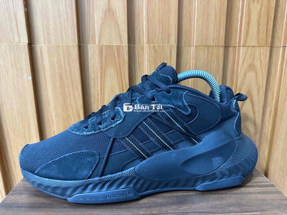 Giày Adidas size 40 chính hãng mới keng zin 98%