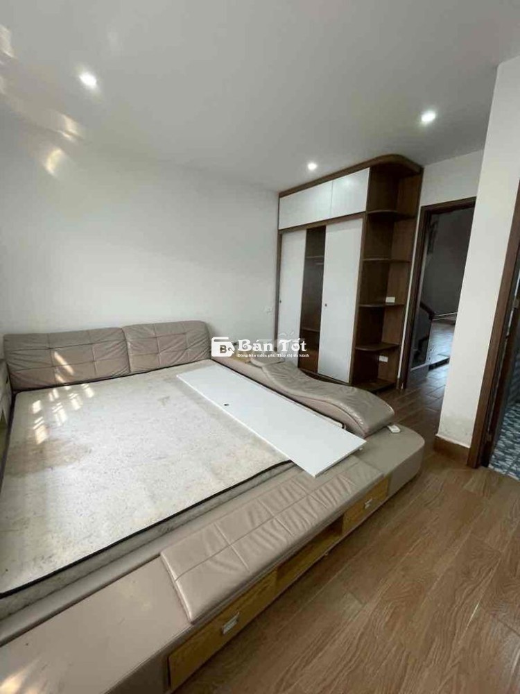 NHÀ DÂN XÂY 6 TẦNG THANG MÁY - Ô TÔ NHỎ VÀO NHÀ - 50M RA Ô TÔ TRÁNH