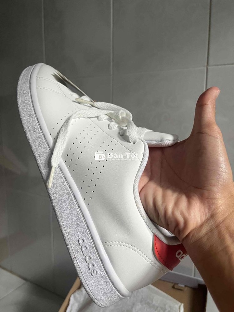 Adidas Advantage size9UK