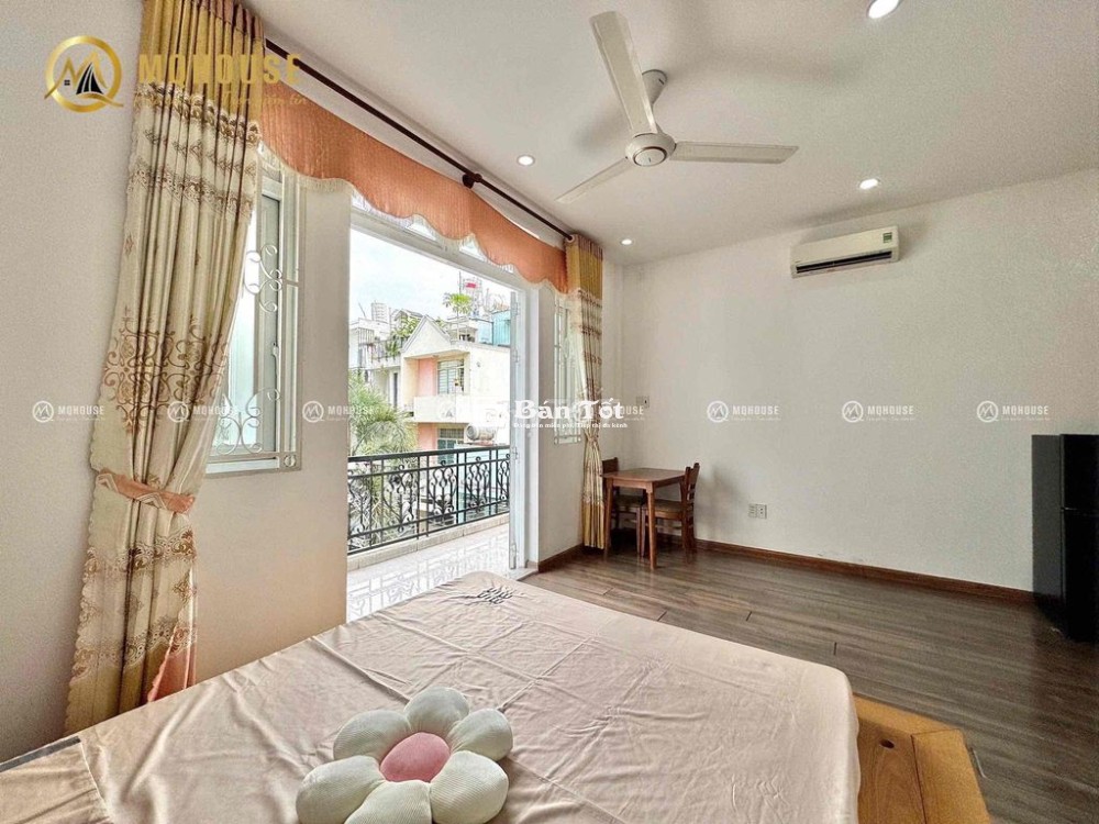 CĂN HỘ BAN CÔNG GẦN ETOWN CỘNG HOÀ TÂN BÌNH VÀ SÂN BAY TÂN SƠN NHẤT