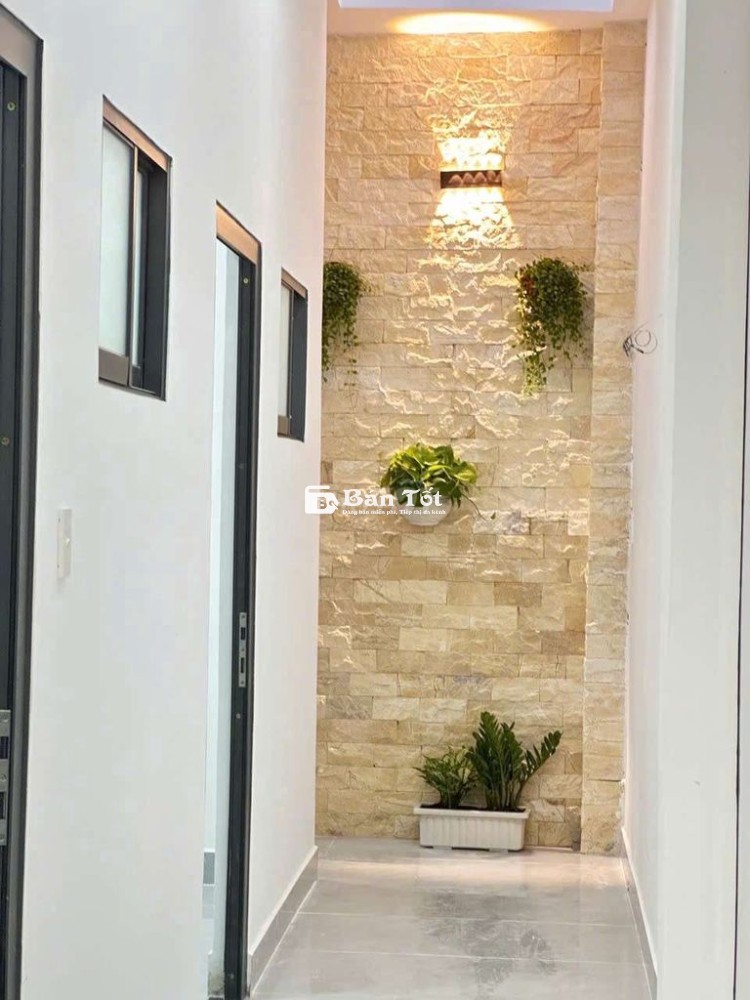 Nhà 4.5mx18m Mặt Tiền Đông Thạnh 8-1, Hóc Môn, Giá: 4.450 Tỷ