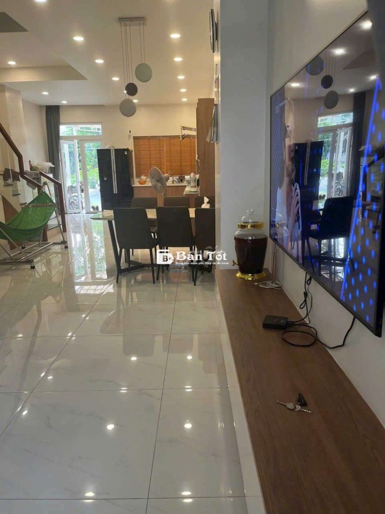 Cho thuê Nhà phố Riovista, 100m2, 3PN, 4WC, full nội thất, P. PLB