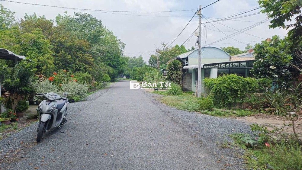 Nhà 5x62m đường Lê Thị Bùi – Nhà 303m² đã có 45m² thổ cư, mặt đường Lê Thị Bùi