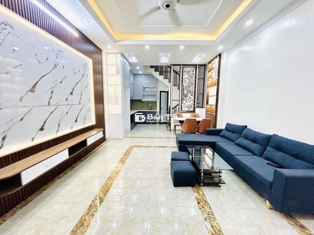BÁN nhà riêng phố mình khai 45m 5Tầng xây mới koong