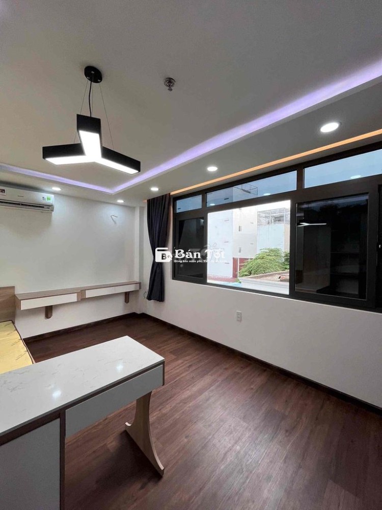 PHÒNG MỚI TINH FULL NT MÁY GIẶT RIÊNG Ở DƯƠNG QUẢNG HÀM GẦN ĐH VLU, IUH  